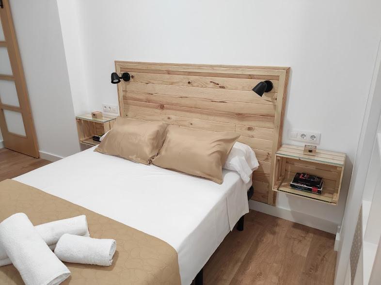 Apartamento Turistico Leo Baena Exteriör bild