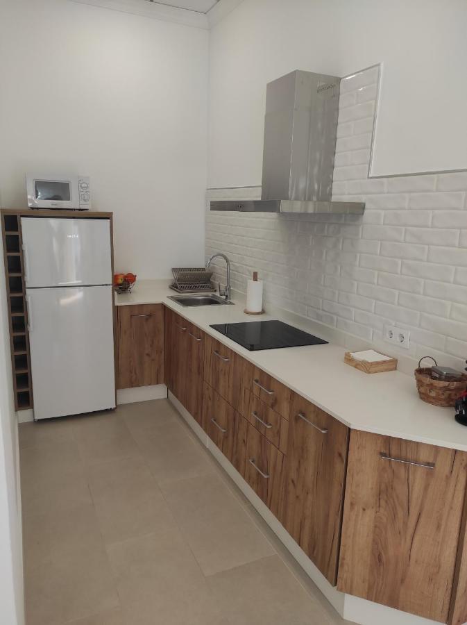 Apartamento Turistico Leo Baena Exteriör bild