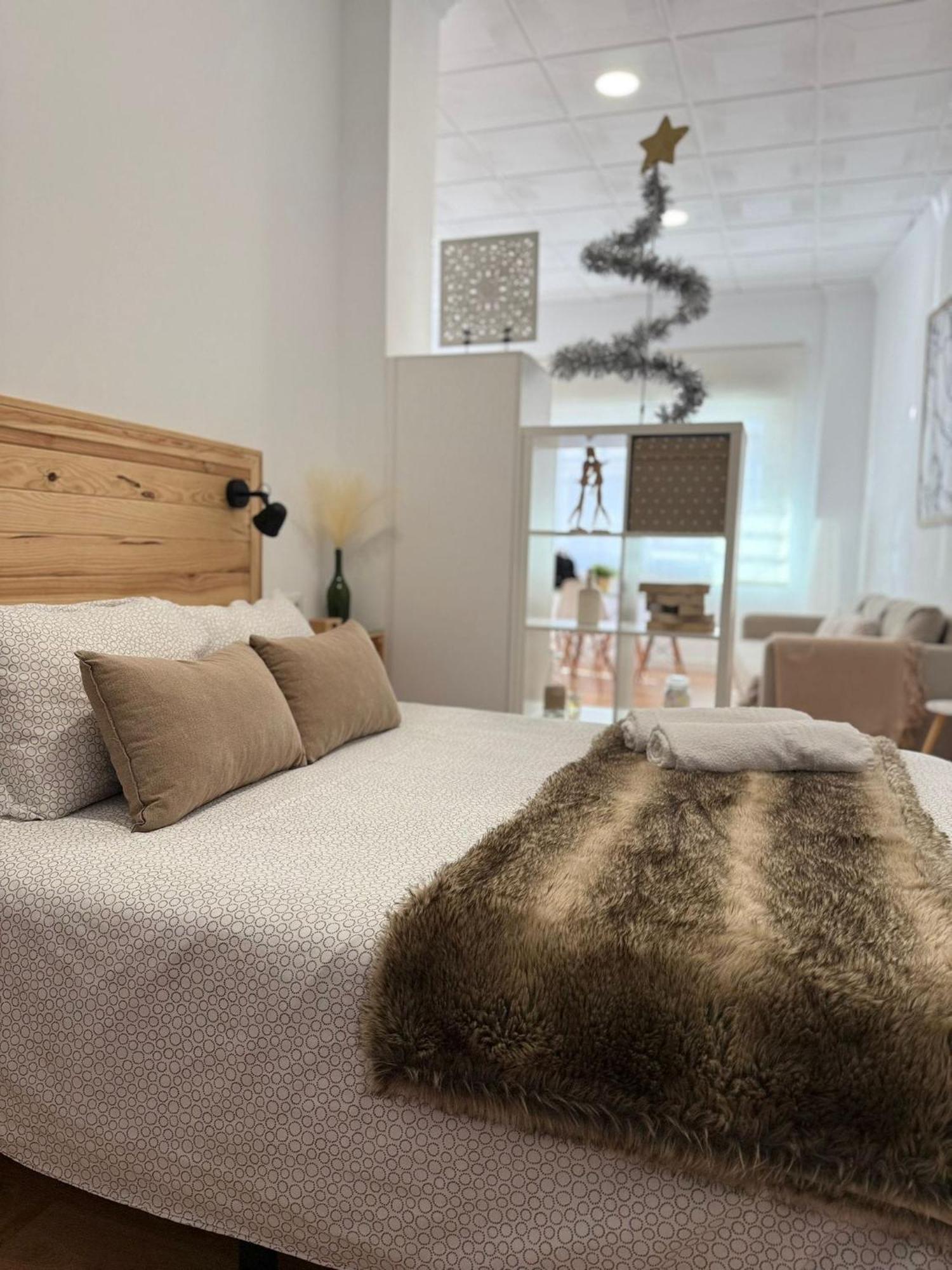 Apartamento Turistico Leo Baena Exteriör bild