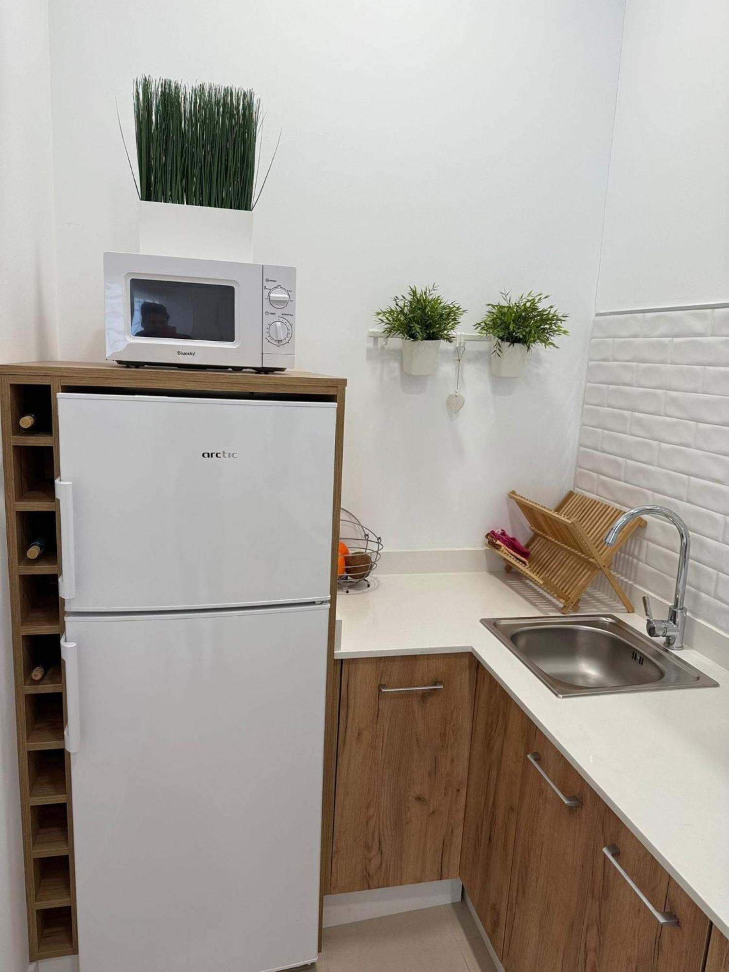 Apartamento Turistico Leo Baena Exteriör bild